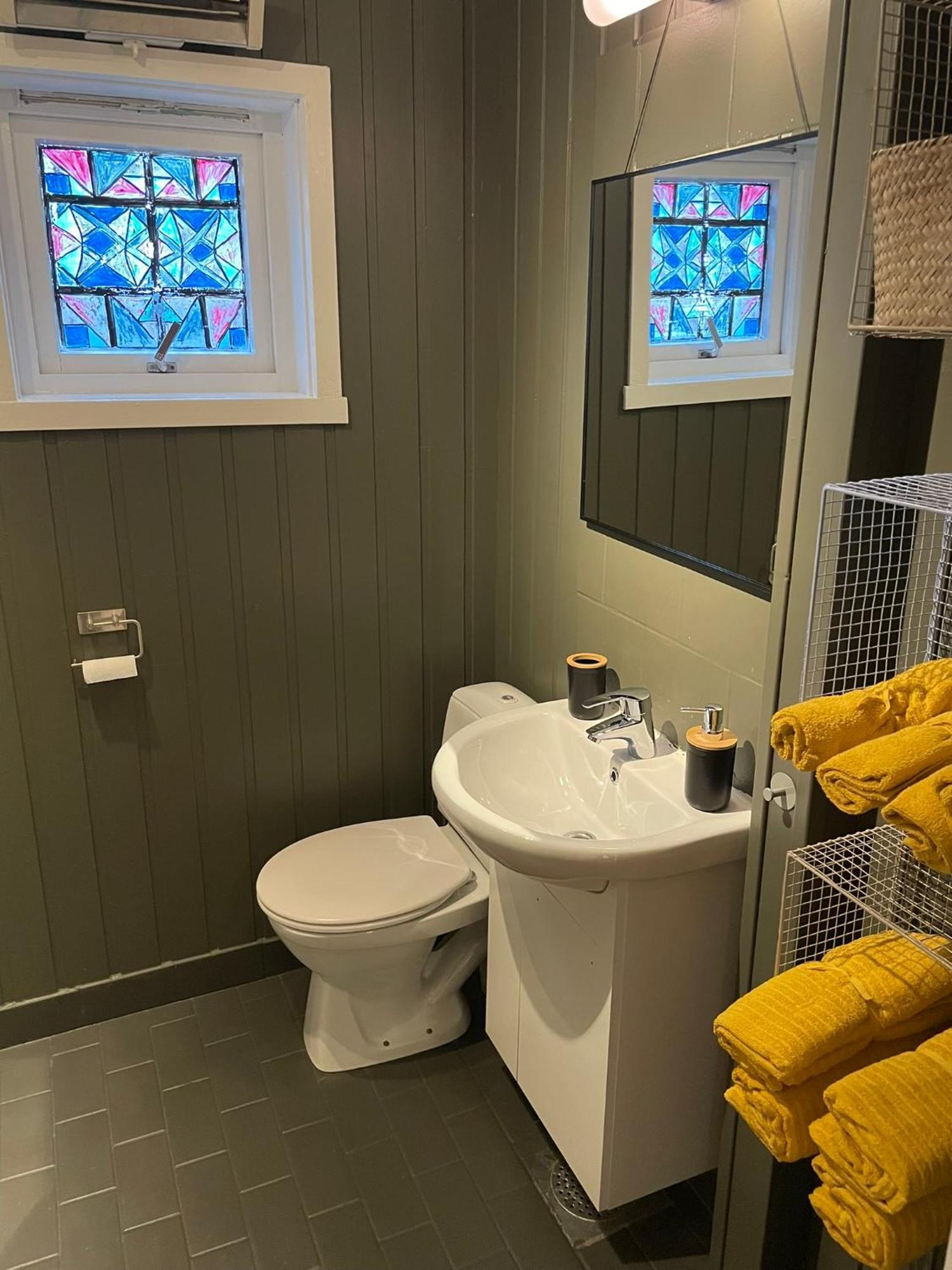 Centrally Located Apartment In Classic Townhouse Tromsø Eksteriør bilde